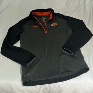 Oklahoma State University OSU 1/4 zip pullover size Small - LIKE NEW